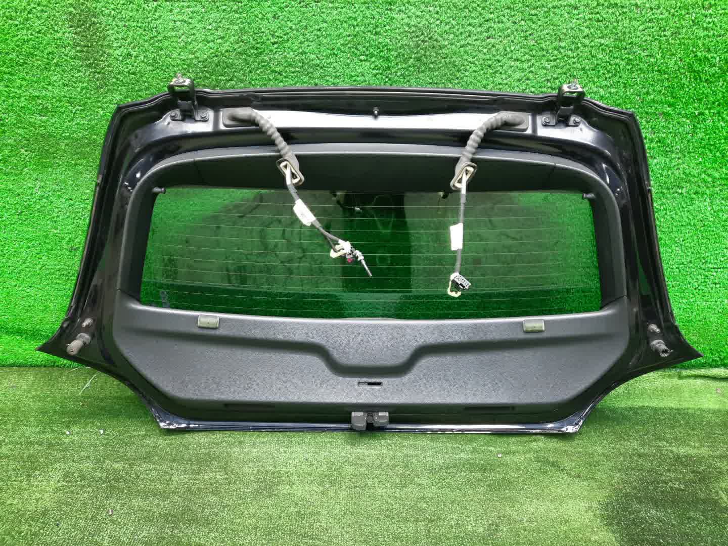  VOLKSWAGEN SCIROCCO 137 0184 3 ракурс
