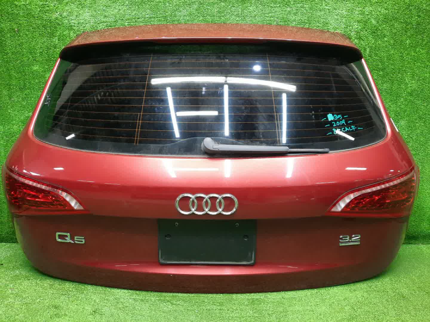 AUDI Q5 8RB 1384 1 ракурс