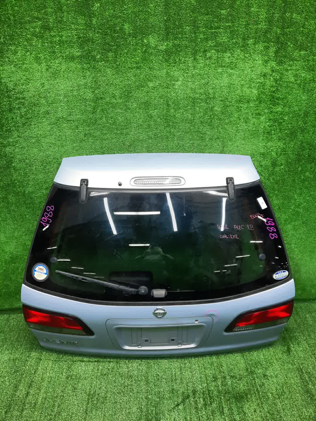 NISSAN AVENIR SW11, W11, PNW11, PW11, RNW11, RW11 1988 1 ракурс NISSAN AVENIR SW11, W11, PNW11, PW11, RNW11, RW11 1988 1 ракурс