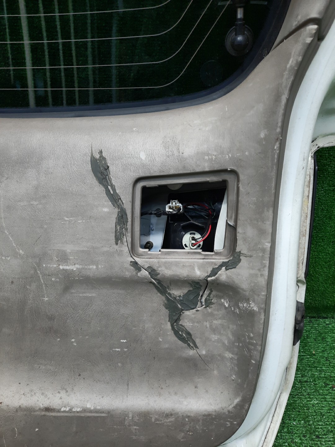 NISSAN LIBERTY RM12 3090 3 ракурс