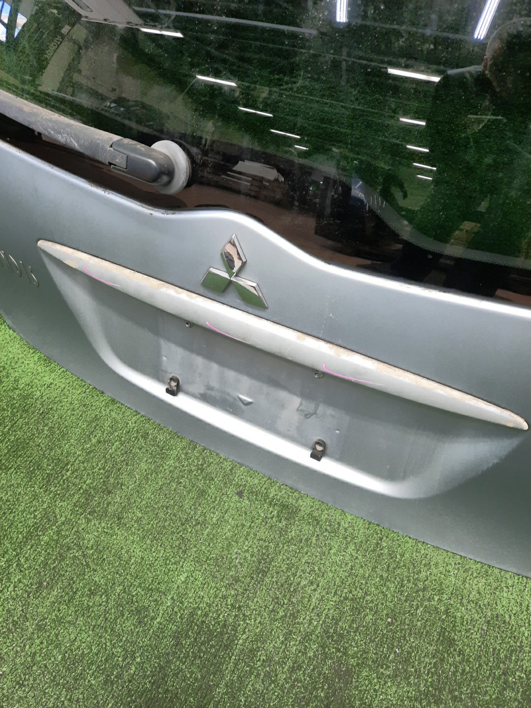 MITSUBISHI GRANDIS NA4W 3496 2 ракурс MITSUBISHI GRANDIS NA4W 3496 2 ракурс