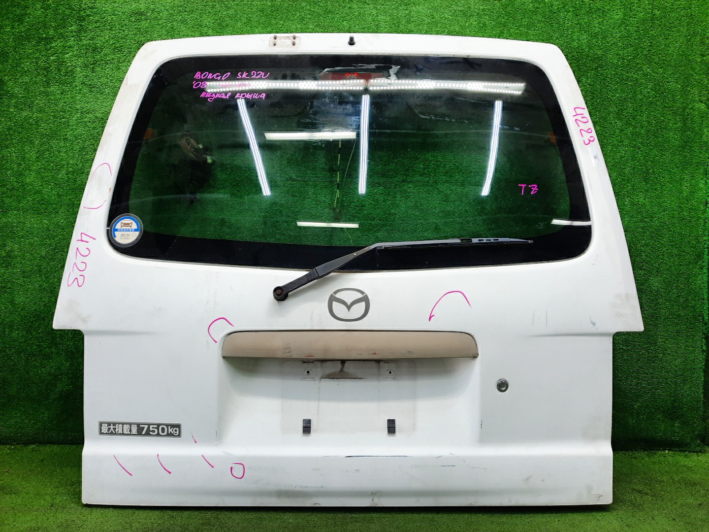  MAZDA DELICA, BONGO, VANETTE SKF2LM, SKF2VM, SK22VM, SK82TM, SK22L, SK82M, SK82V, SK82T, SK22M, SK22V, SKF2V, SK82VN, SKF2TN, SK82TN, SK22TN 4223 1 ракурс
