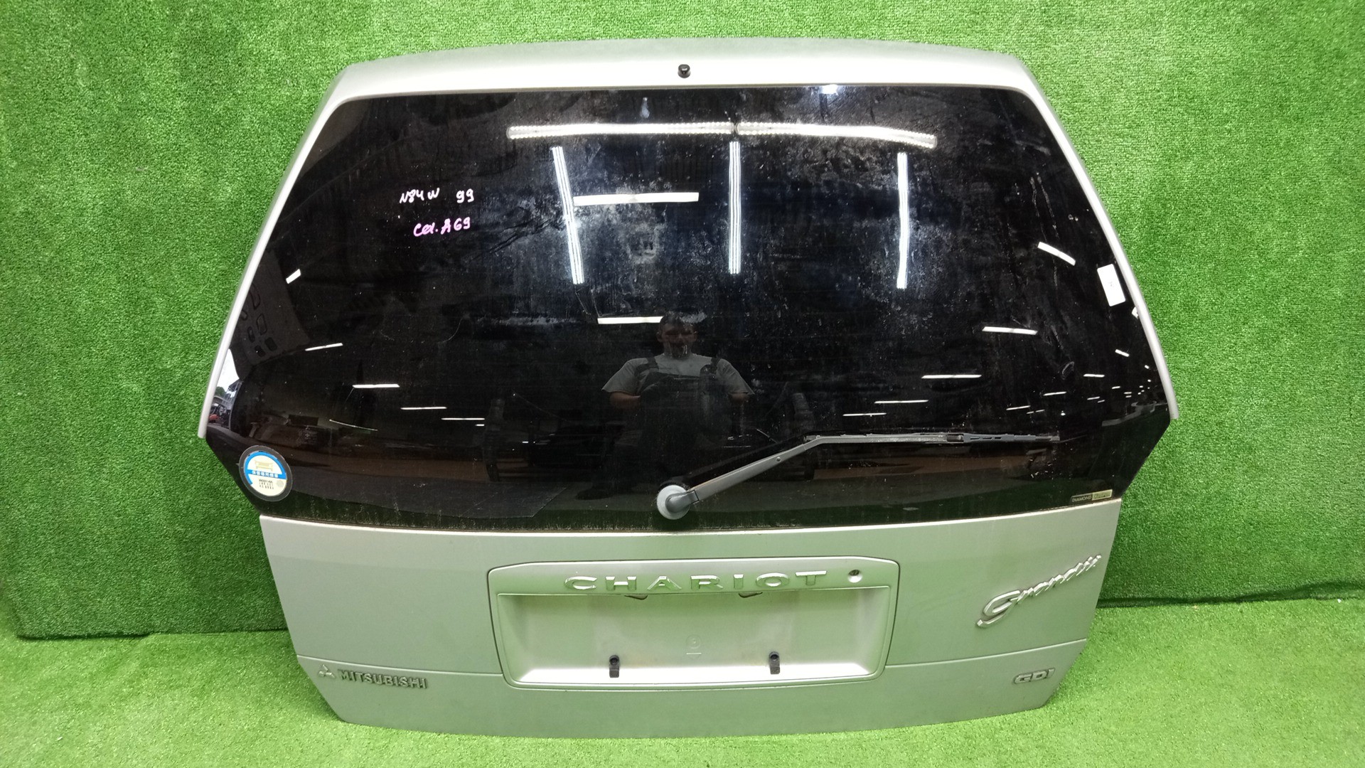 MITSUBISHI SPACE WAGON, CHARIOT GRANDIS, CHARIOT N94W, N84W, N96W, N86W 4458 1 ракурс MITSUBISHI SPACE WAGON, CHARIOT GRANDIS, CHARIOT N94W, N84W, N96W, N86W 4458 1 ракурс