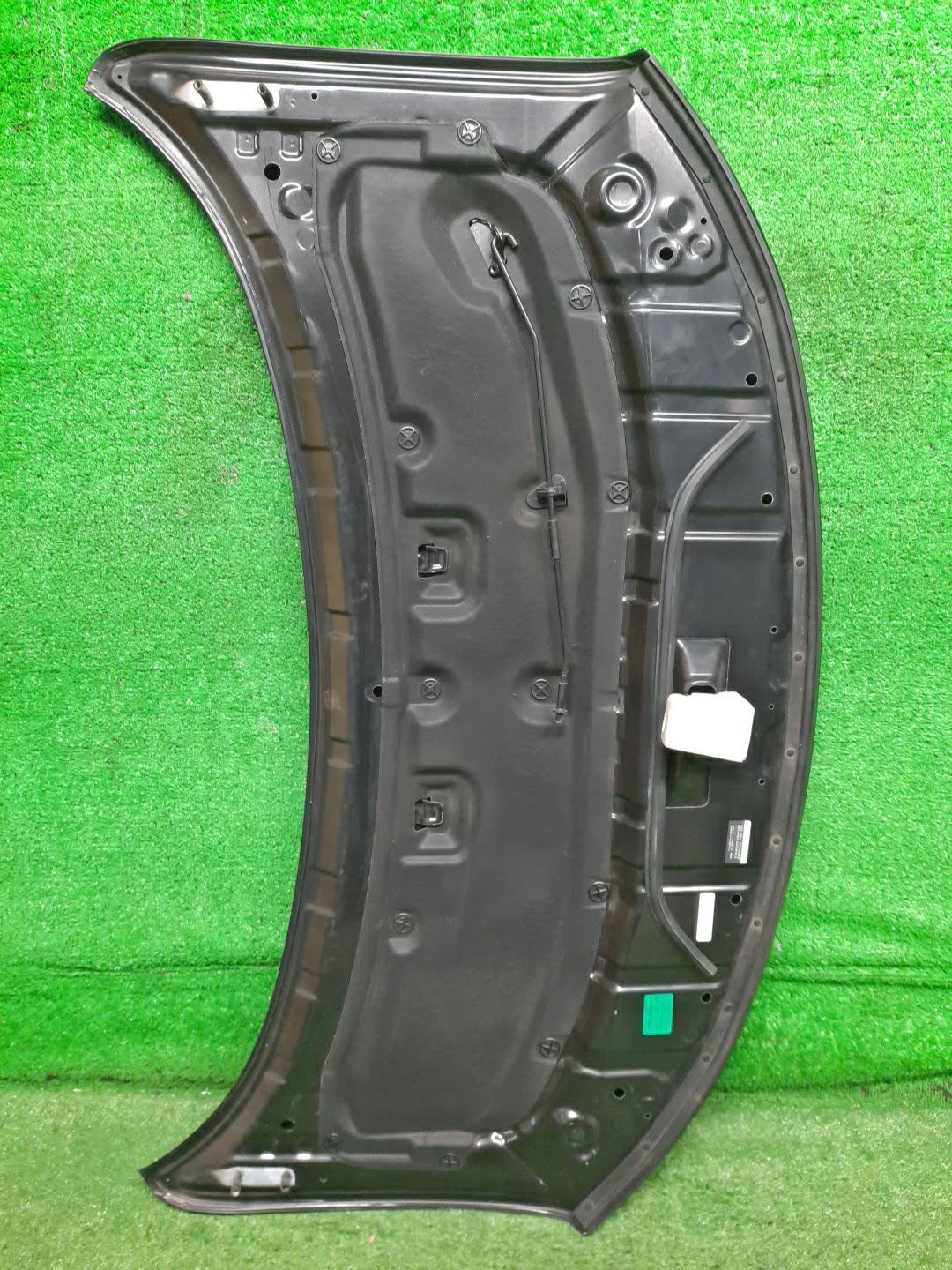 Капот NISSAN ELGRAND E52 1274 4 ракурс