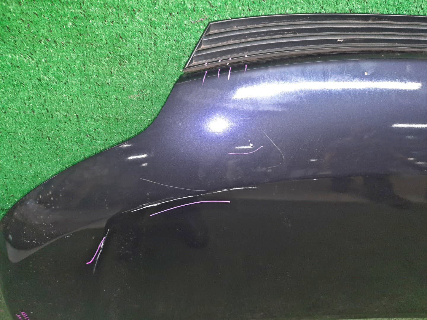 Капот TOYOTA SPADE NCP141, NSP140, NSP141, NCP145 2214 3 ракурс Капот TOYOTA SPADE NCP141, NSP140, NSP141, NCP145 2214 3 ракурс