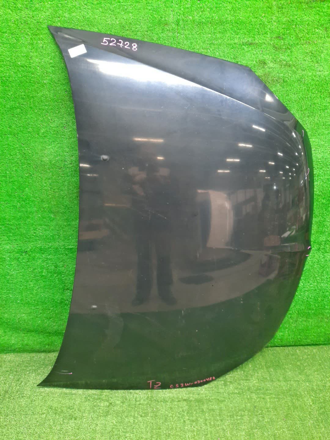Капот MITSUBISHI LANCER CEDIA, LANCER CS3W, CS9W, CS9A, CS1A, CS2A, CS2W, CS5W, CS5A, CS3A, CS6A, CS2V 52728 1 ракурс