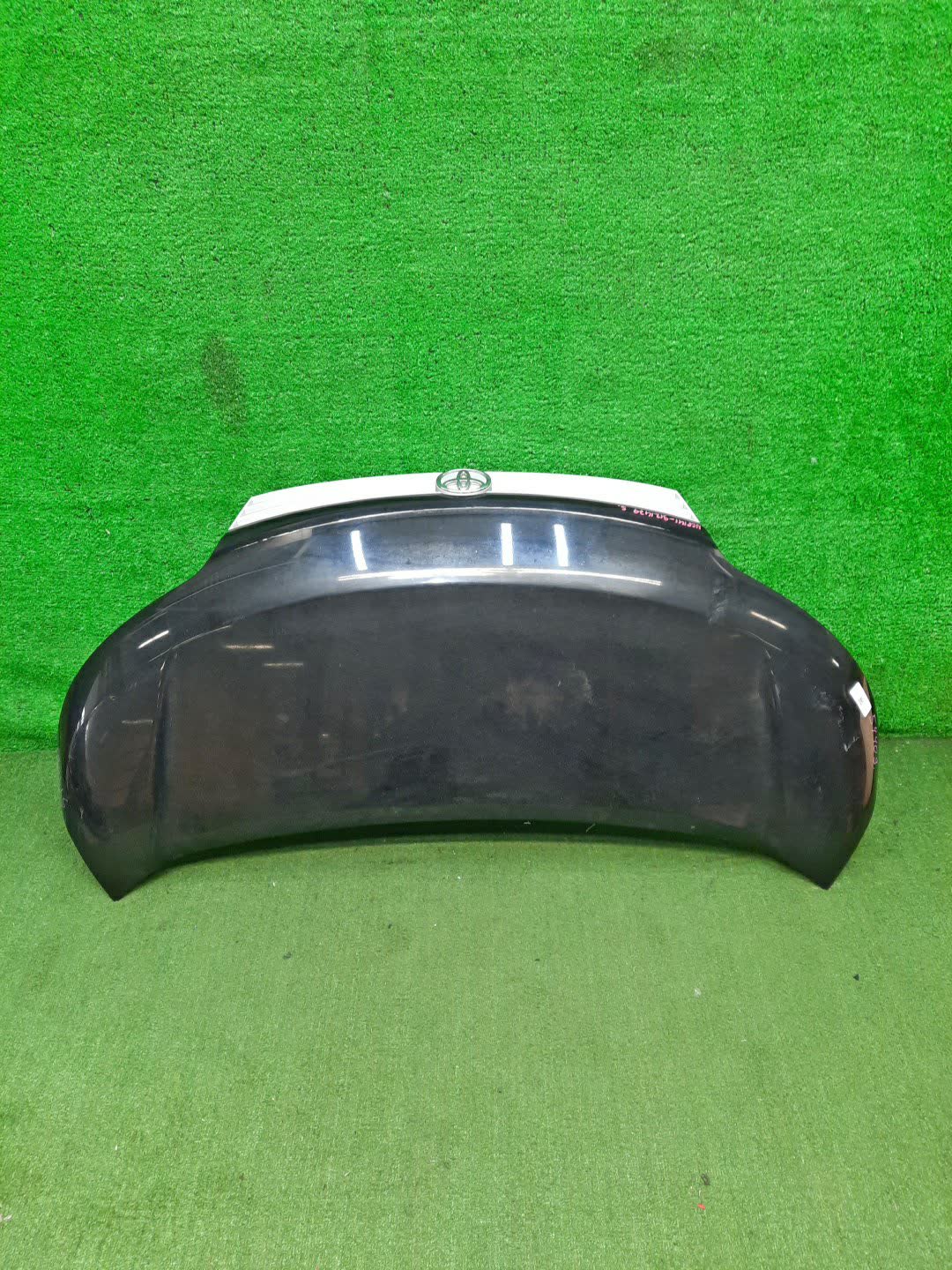 Капот TOYOTA SPADE NCP141, NSP140, NSP141, NCP145 54409 1 ракурс Капот TOYOTA SPADE NCP141, NSP140, NSP141, NCP145 54409 1 ракурс