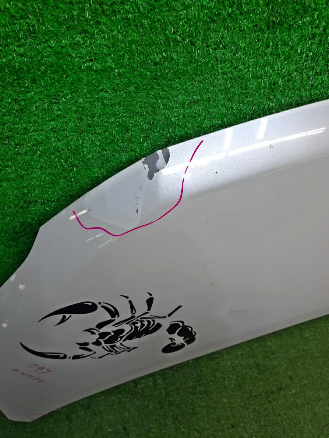 Капот TOYOTA VELLFIRE ANH25W, GGH25W, GGH20W, ANH20W 54428 2 ракурс