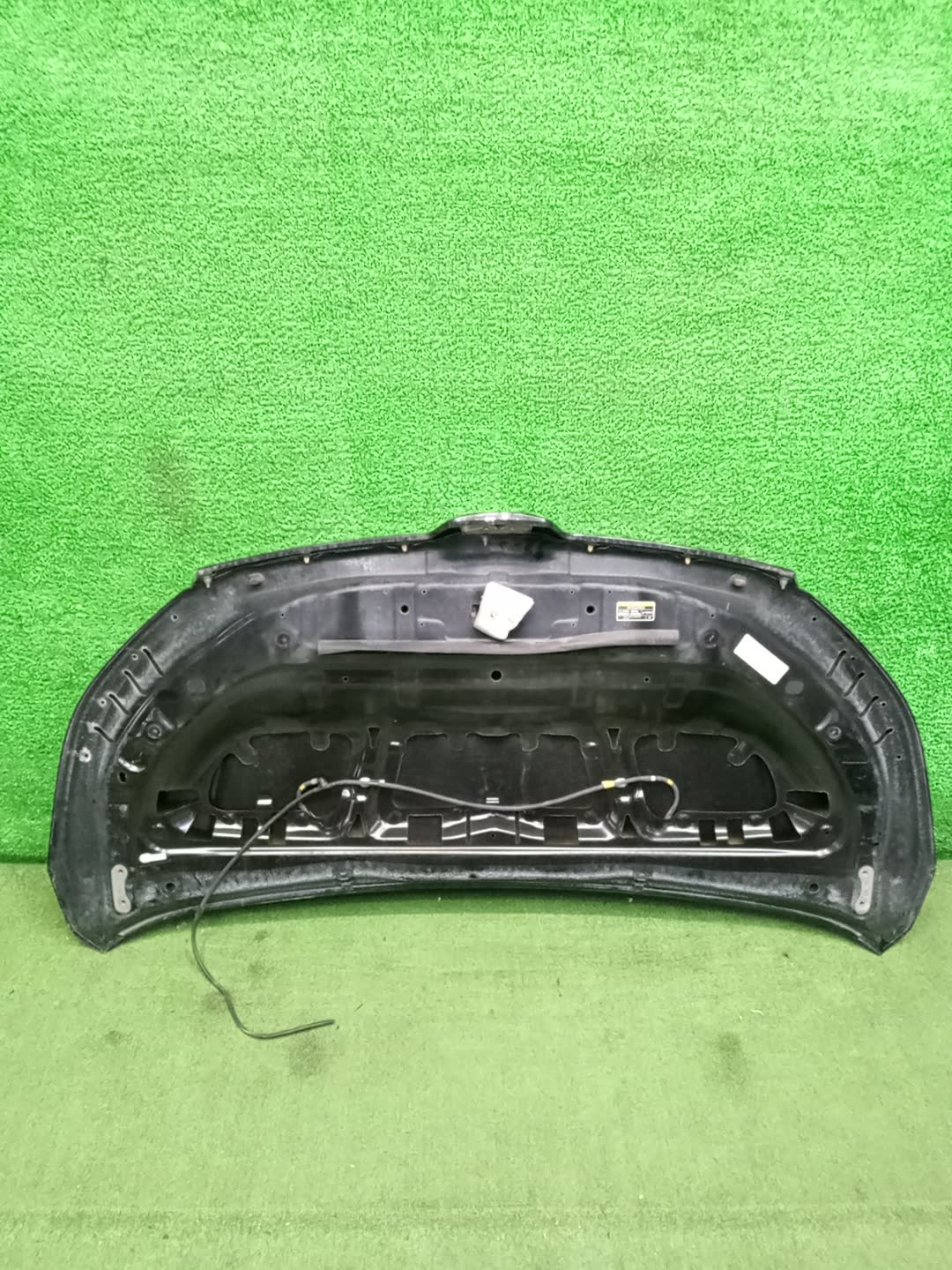 Капот TOYOTA VOXY ZWR80G, ZRR85W, ZRR80W, ZWR80W, ZRR80G, ZRR85G 56632 4 ракурс