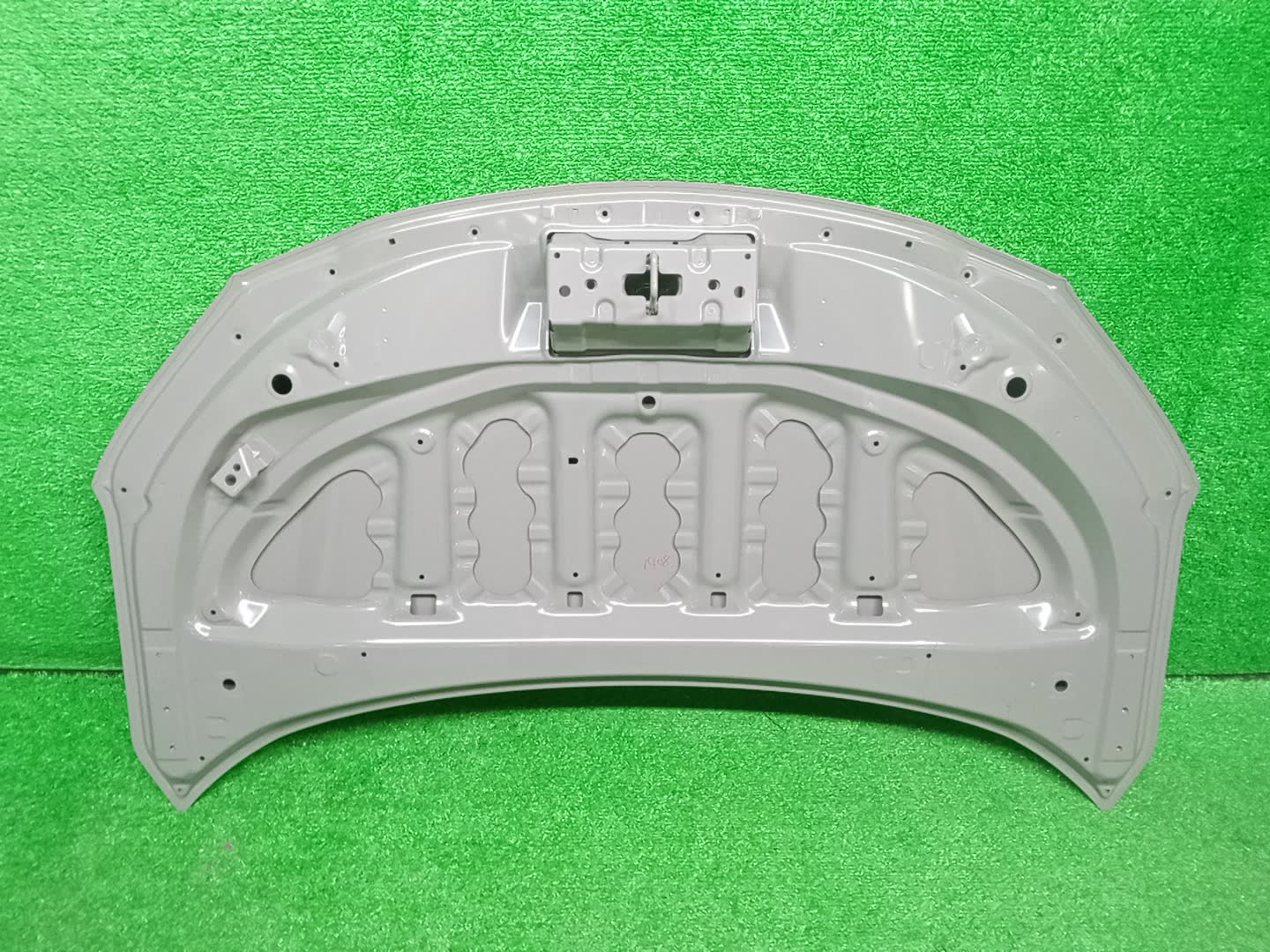 Капот TOYOTA YARIS CROSS MXPJ10, MXPJ15, MXPB10, MXPB15 53301-52430 2 ракурс