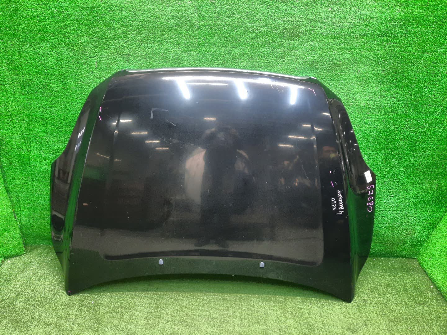 Капот VOLVO XC60 DZ44, DZ47, DZ80, DZ99, DZ40, DZ, DZ31, DZ52, DZ69, DZ70, DZ71, DZ72, DZ82, DZ83, DZ87, DZ88, DZ95, DZ90, DZ98 57680 1 ракурс Капот VOLVO XC60 DZ44, DZ47, DZ80, DZ99, DZ40, DZ, DZ31, DZ52, DZ69, DZ70, DZ71, DZ72, DZ82, DZ83, DZ87, DZ88, DZ95, DZ90, DZ98 57680 1 ракурс