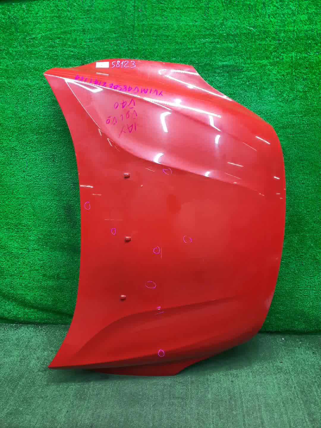 Капот VOLVO V40 MZ63, MV, MV48 31278357 1 ракурс