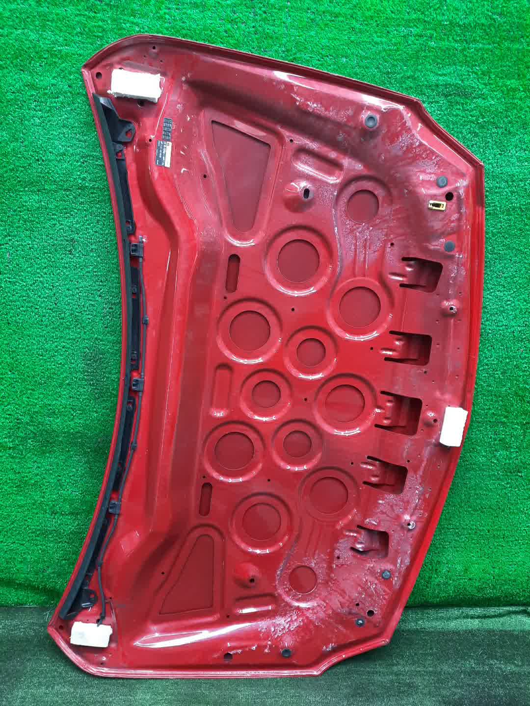 Капот MERCEDES-BENZ A-Class W176 A1768800057 3 ракурс