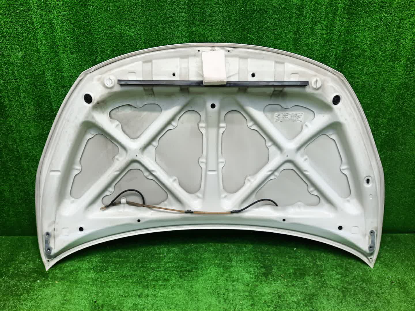 Капот TOYOTA WILL CYPHA NCP70, NCP75 0746 2 ракурс