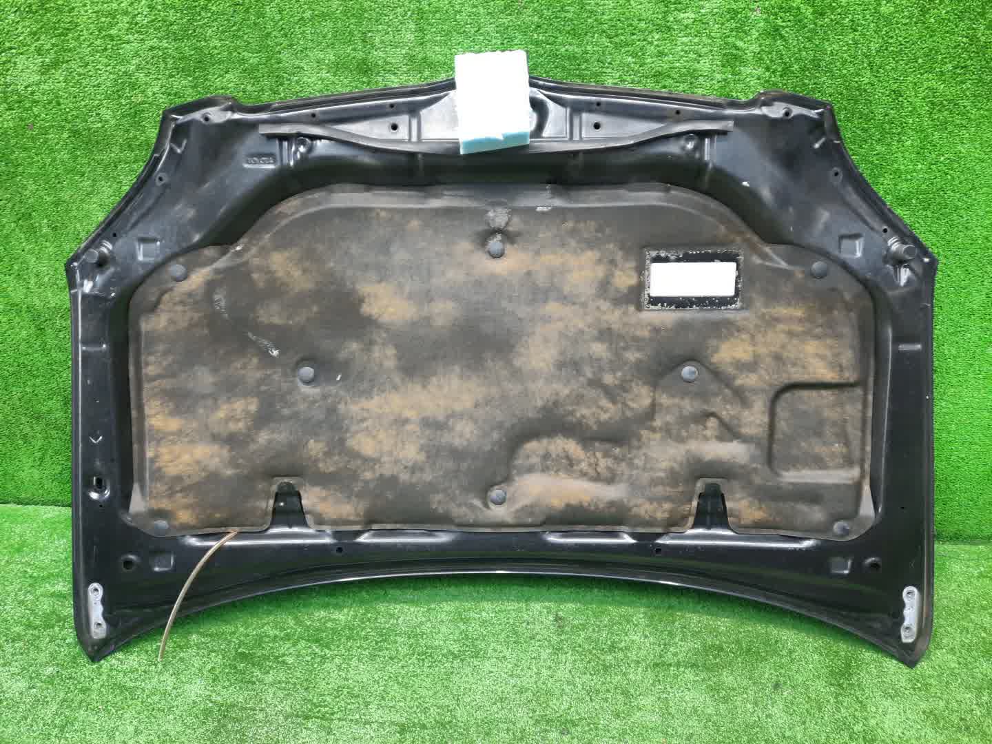 Капот TOYOTA ALLEX, COROLLA RUNX ZZE124, NZE121, NZE120, ZZE122, ZZE123, NZE124 1585 2 ракурс