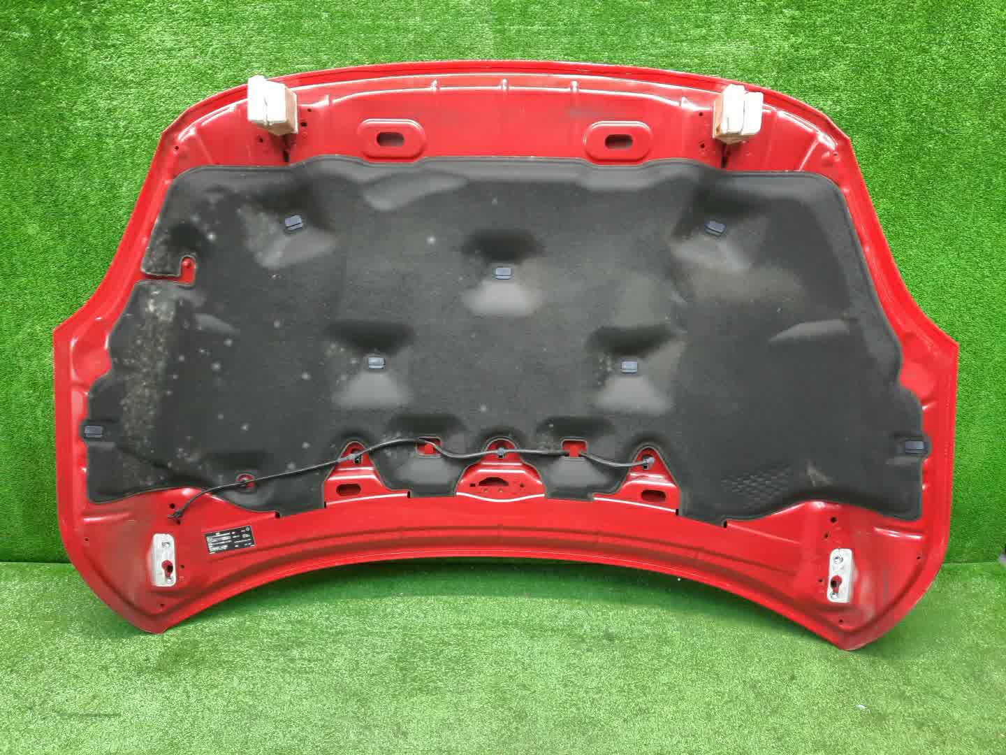 Капот VOLVO V40 MZ63, MV, MV48 31278357 2 ракурс