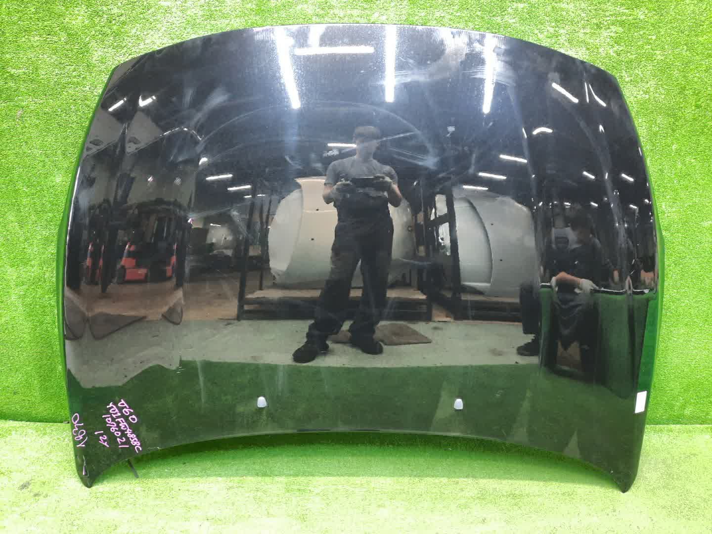 Капот VOLVO V60, S60 FW45, FW47, FW, FW52, FW48, FW90, FS44, FS47, FS40, FS45, FS70, FS, Y20, FS48, FS84, FS90 1830 1 ракурс Капот VOLVO V60, S60 FW45, FW47, FW, FW52, FW48, FW90, FS44, FS47, FS40, FS45, FS70, FS, Y20, FS48, FS84, FS90 1830 1 ракурс
