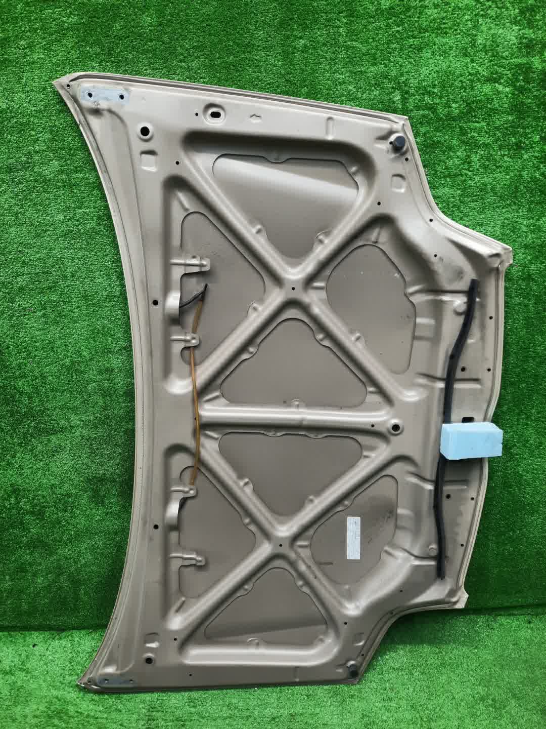 Капот TOYOTA ALLEX, COROLLA RUNX ZZE124, NZE121, NZE120, ZZE122, ZZE123, NZE124 2068 3 ракурс