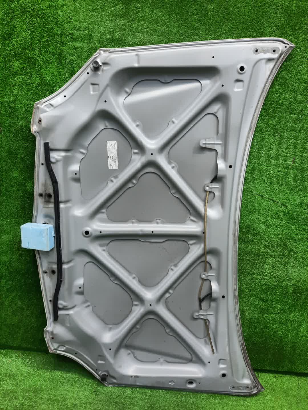 Капот TOYOTA ALLEX, COROLLA RUNX ZZE124, NZE121, NZE120, ZZE122, ZZE123, NZE124 2167 3 ракурс