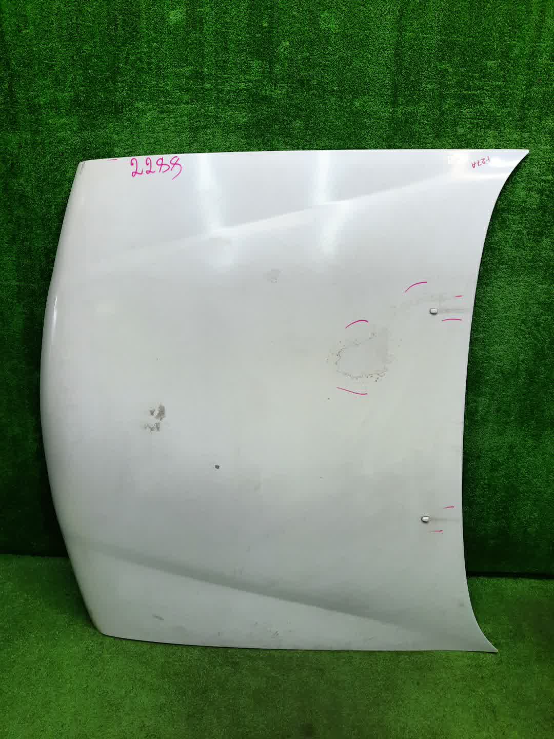 Капот MITSUBISHI DIAMANTE F25A, F12A, F13A, F15A, F17A, F27A, F11A, GL3W 2288 1 ракурс