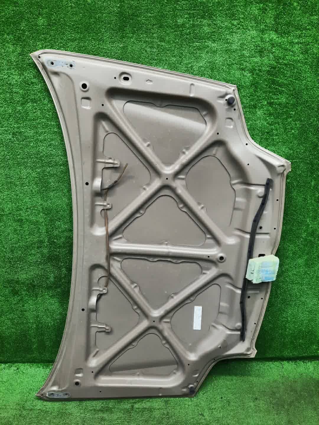 Капот TOYOTA COROLLA, COROLLA FIELDER ZZE124, NZE121, NZE120, ZZE122, NZE124, CE121, NZE121G, ZZE123G, ZZE124G, ZZE122G, NZE124G 2401 5 ракурс