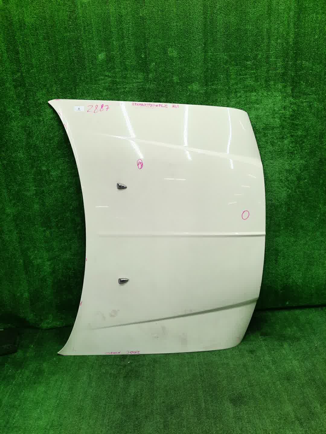 Капот CHRYSLER 300C LX 2887 1 ракурс