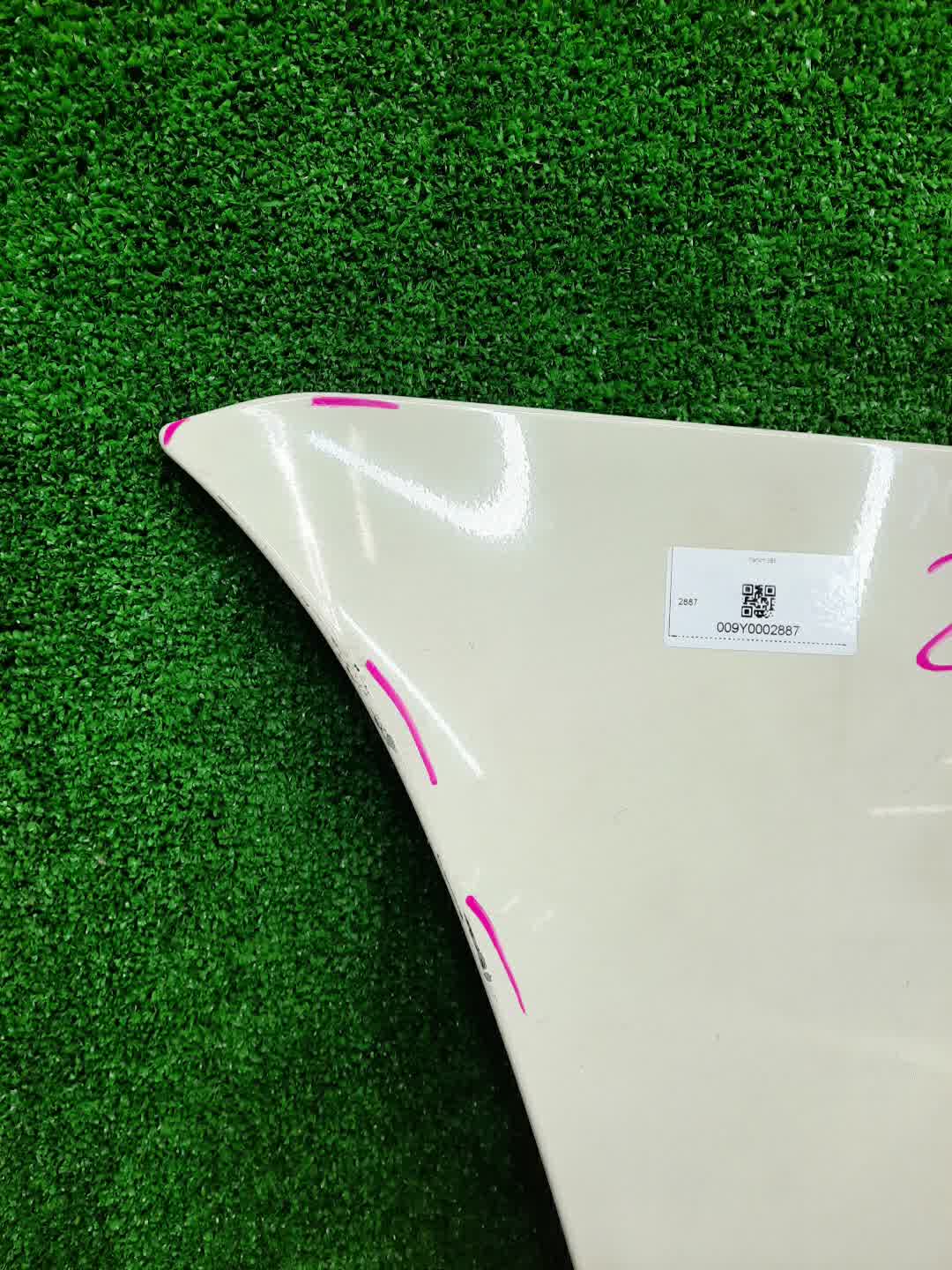 Капот CHRYSLER 300C LX 2887 4 ракурс