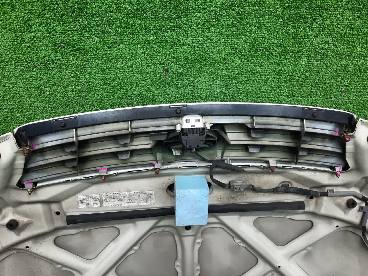 Капот TOYOTA IPSUM ACM21W, ACM26W 3078 4 ракурс