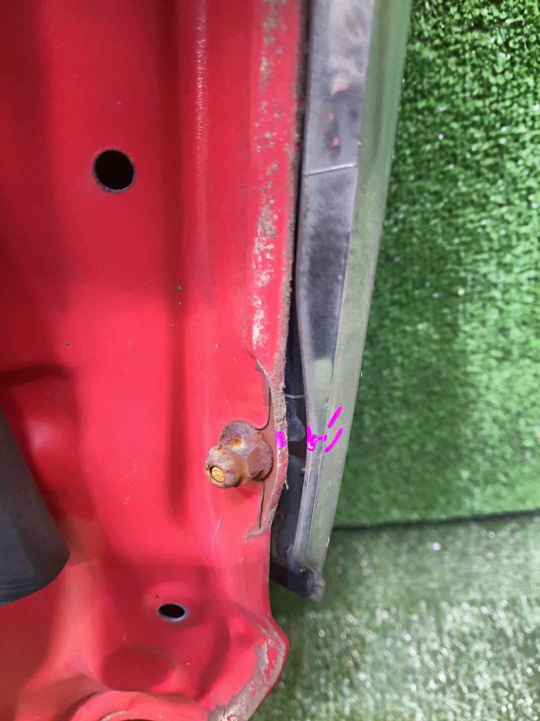 Капот TOYOTA COROLLA, COROLLA FIELDER ZZE124, NZE121, NZE120, ZZE122, NZE124, CE121, NZE121G, ZZE123G, ZZE124G, ZZE122G, NZE124G 3422 5 ракурс