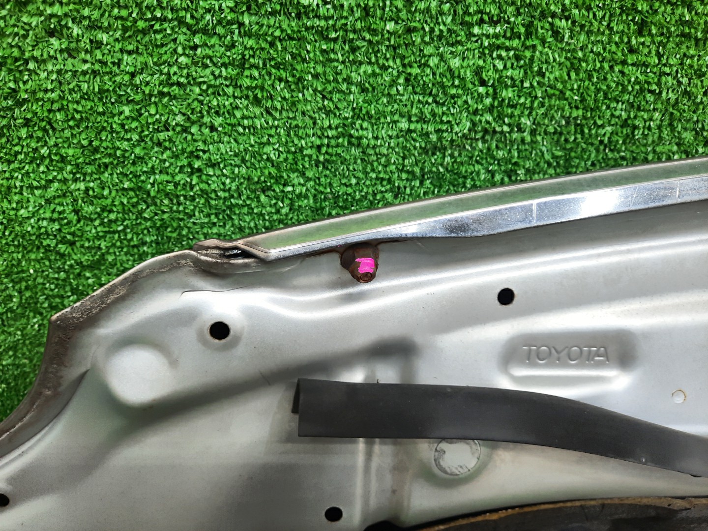 Капот TOYOTA COROLLA, COROLLA FIELDER ZZE124, NZE121, NZE120, ZZE122, NZE124, CE121, NZE121G, ZZE123G, ZZE124G, ZZE122G, NZE124G 3648 5 ракурс
