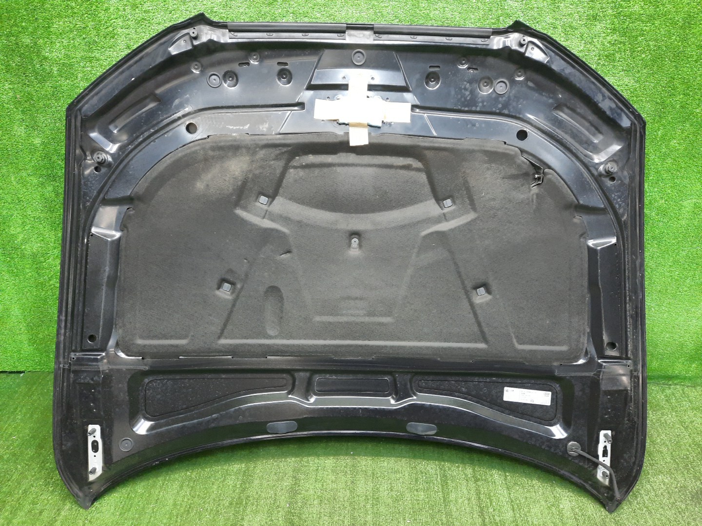 Капот AUDI A5 8F7, 8T, 8T3, 8TA 3890 3 ракурс