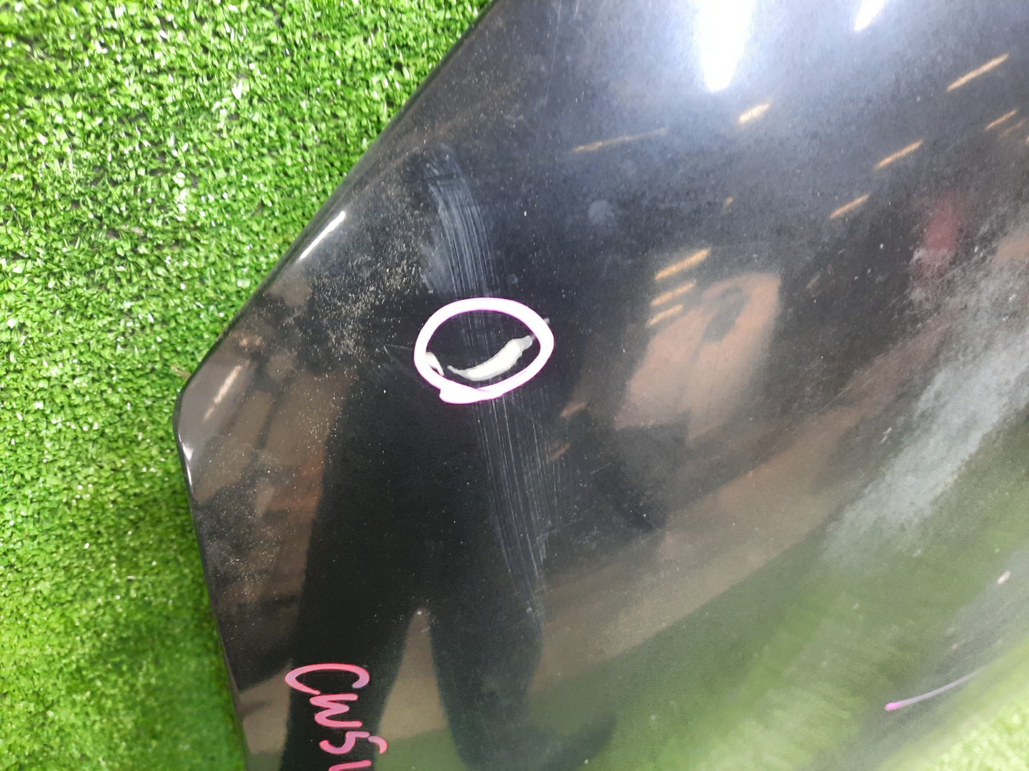 Капот MITSUBISHI OUTLANDER CW4W, CW6W, CW5W 3899 3 ракурс Капот MITSUBISHI OUTLANDER CW4W, CW6W, CW5W 3899 3 ракурс