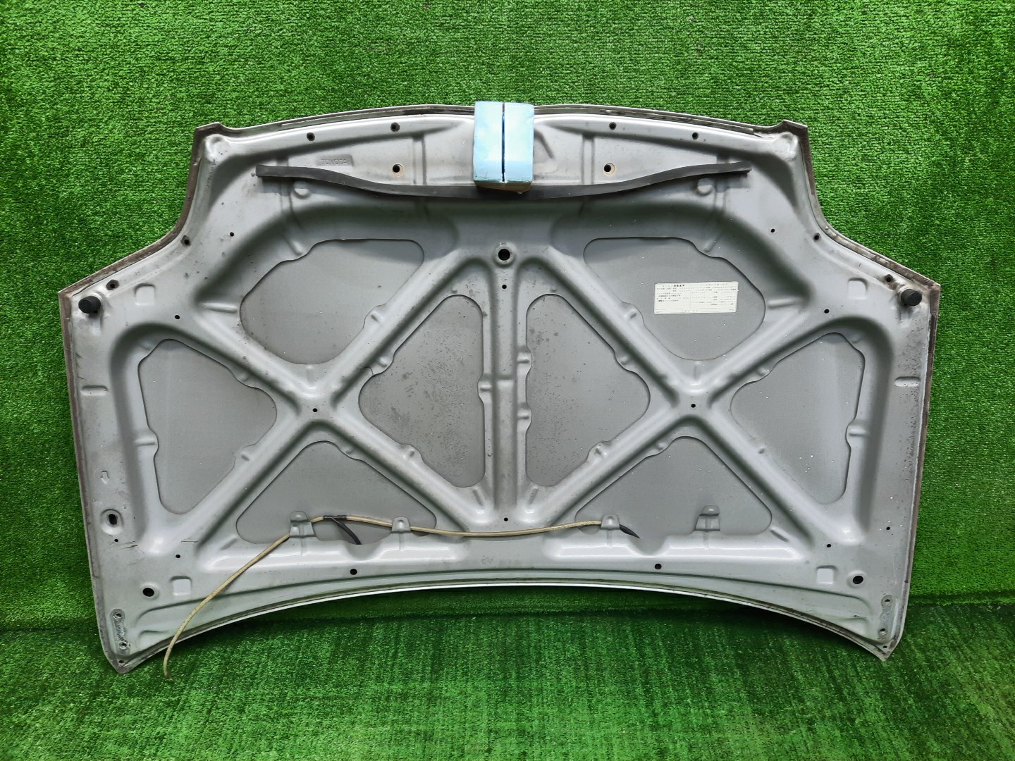 Капот TOYOTA COROLLA, COROLLA FIELDER ZZE124, NZE121, NZE120, ZZE122, NZE124, CE121, NZE121G, ZZE123G, ZZE124G, ZZE122G, NZE124G 3936 5 ракурс