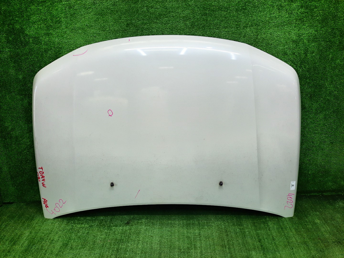 Капот SUZUKI ESCUDO, GRAND VITARA TA74W, TDB4W, TD94W, TD54W, TDA4W, TDB4, TE94, TD54, TAA4V, JT, TA74V 4022 1 ракурс