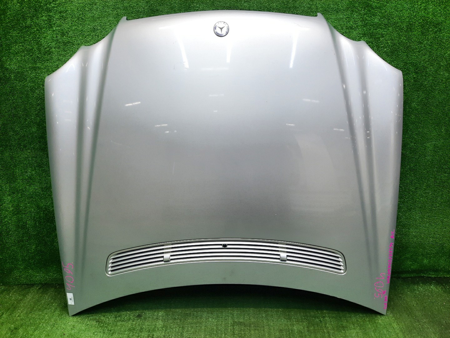 Капот MERCEDES-BENZ CLK-Class 209356, C209.375, A209.475, C209.354, A209.454, 209342, A209.442, C209.342, 209341, A209.456, 209361, 209365, C209.316, C209.343, C209.361, C209.365, C209.376, A209.465, C209.308, C209.320, C209.356, C209.372, C209.377, 
