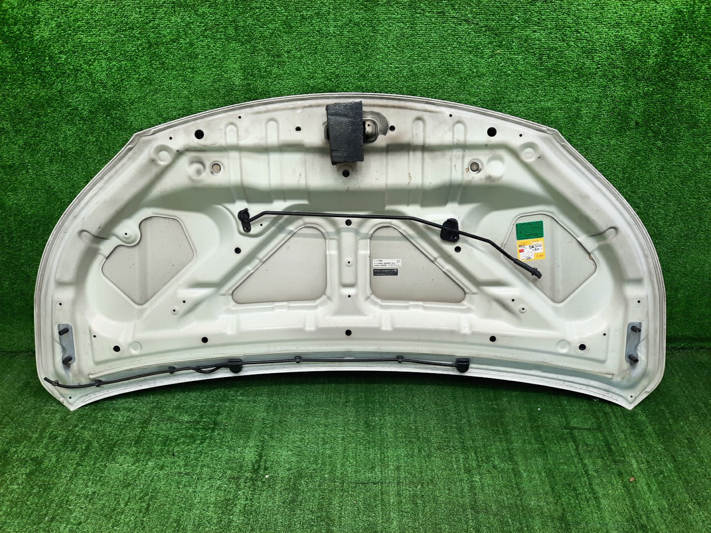 Капот NISSAN NV200 VM20 4297 2 ракурс