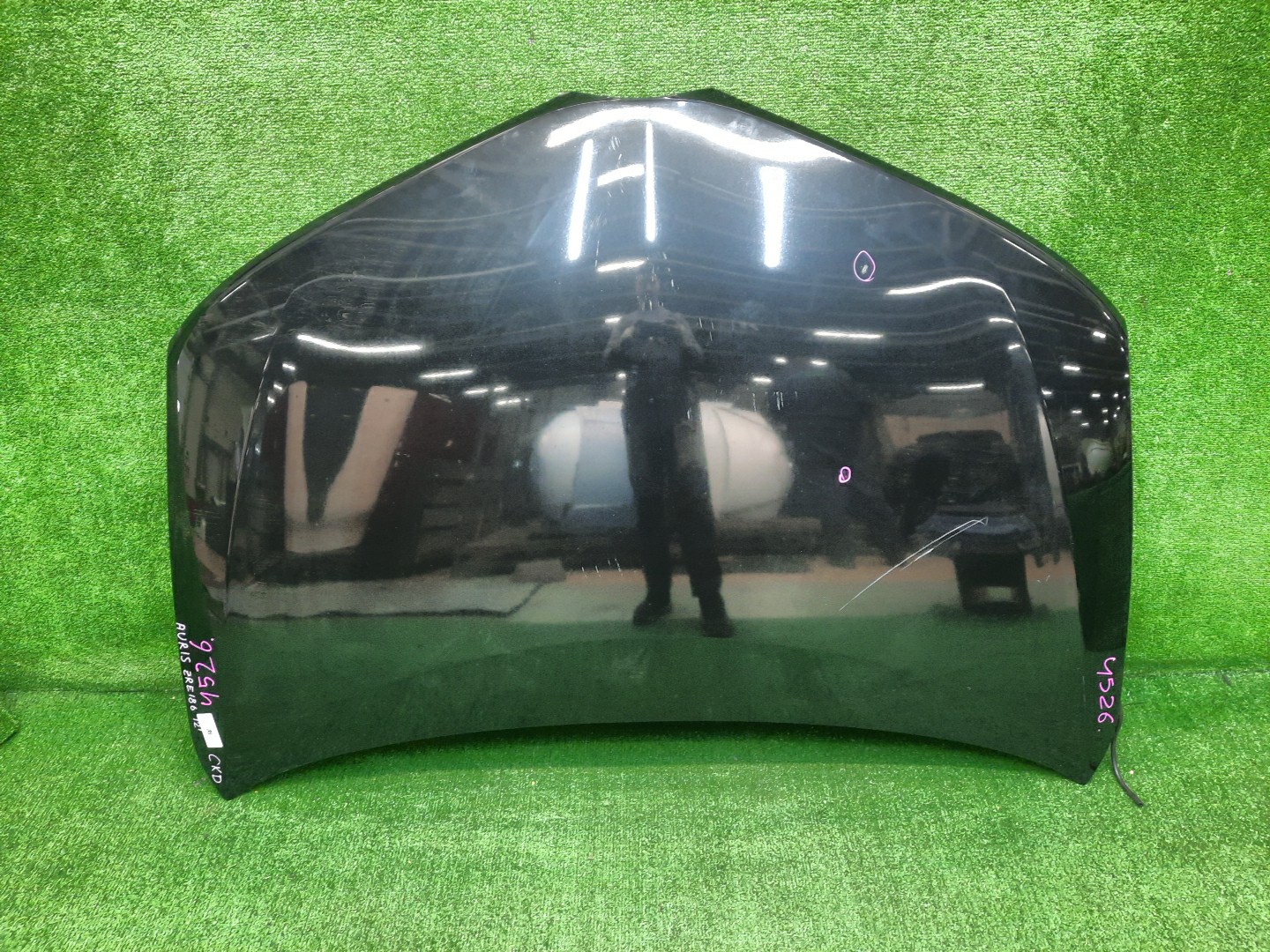 Капот TOYOTA AURIS ZWE186H, NZE181H, ZRE186H, NRE185H, NZE184H 4526 1 ракурс