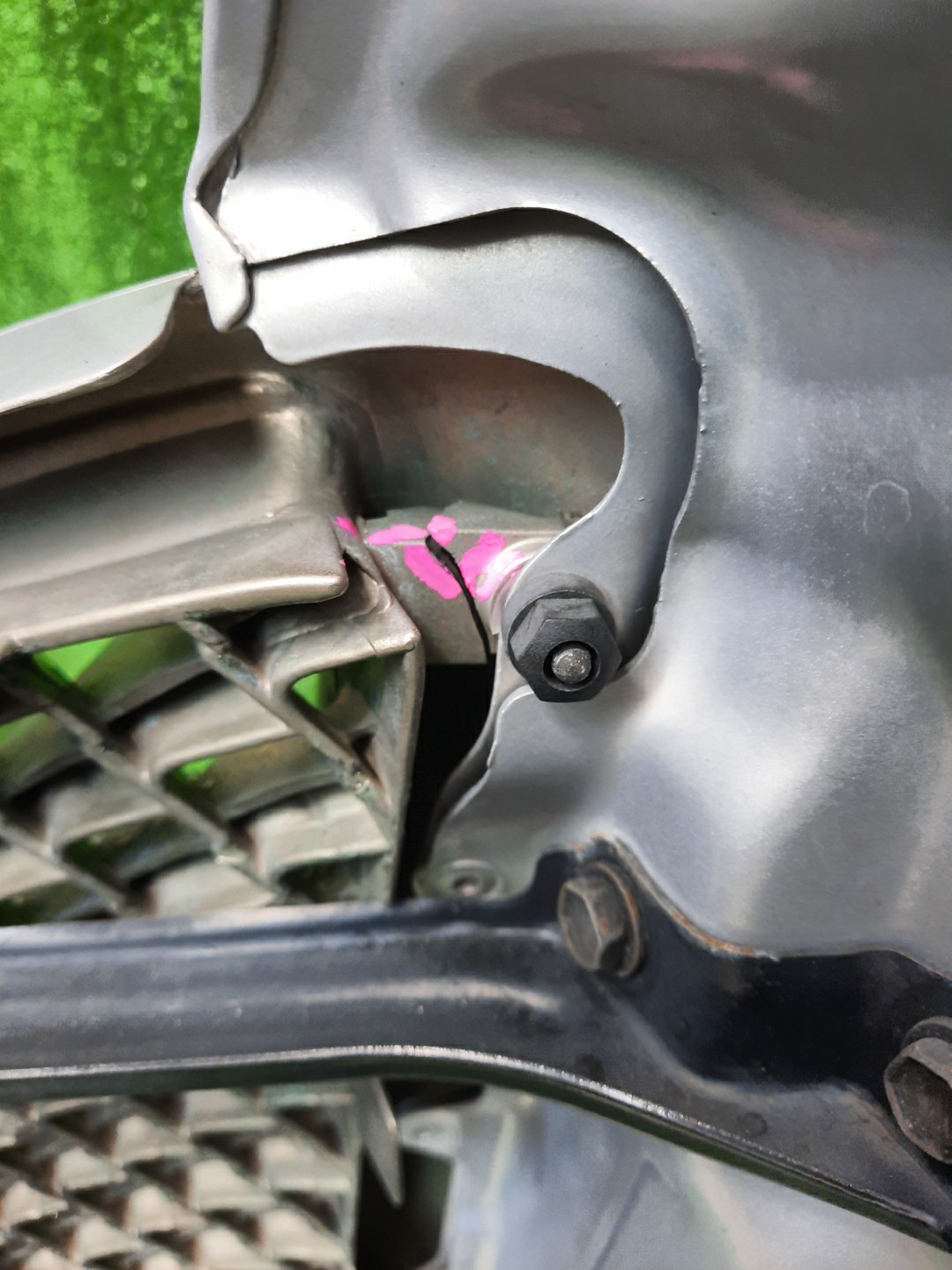 Капот TOYOTA CROWN GRS182, GRS180, GRS181, GRS183, GRS184 4558 4 ракурс