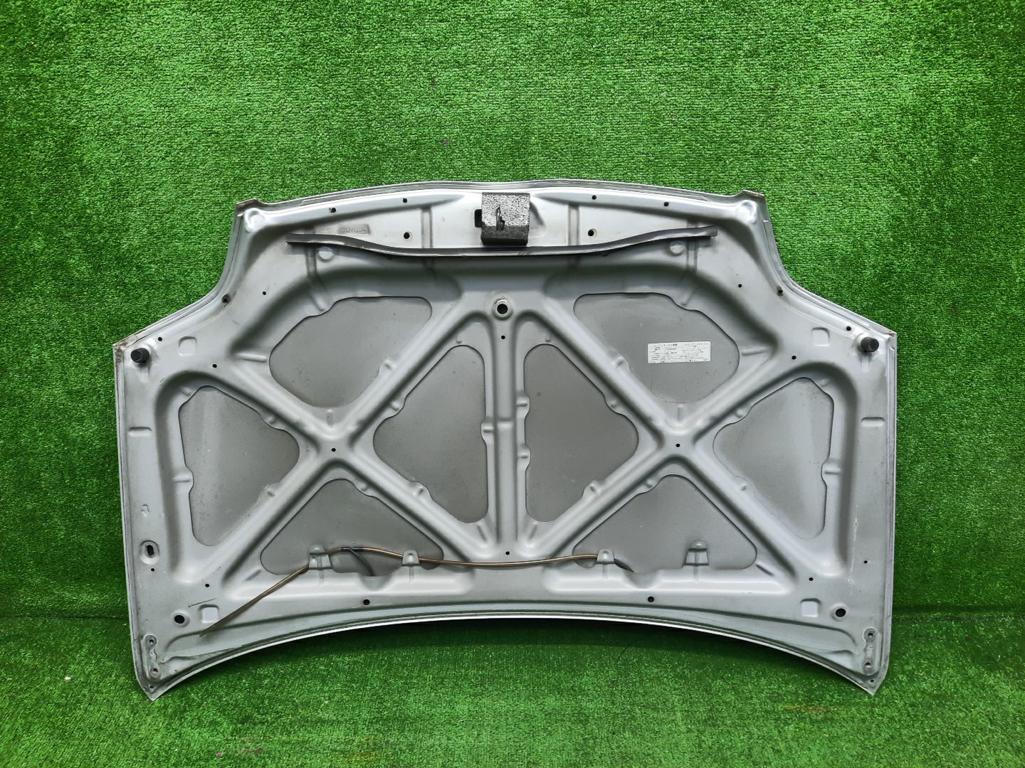 Капот TOYOTA COROLLA, COROLLA FIELDER ZZE124, NZE121, NZE120, ZZE122, NZE124, CE121, NZE121G, ZZE123G, ZZE124G, ZZE122G, NZE124G 4597 3 ракурс