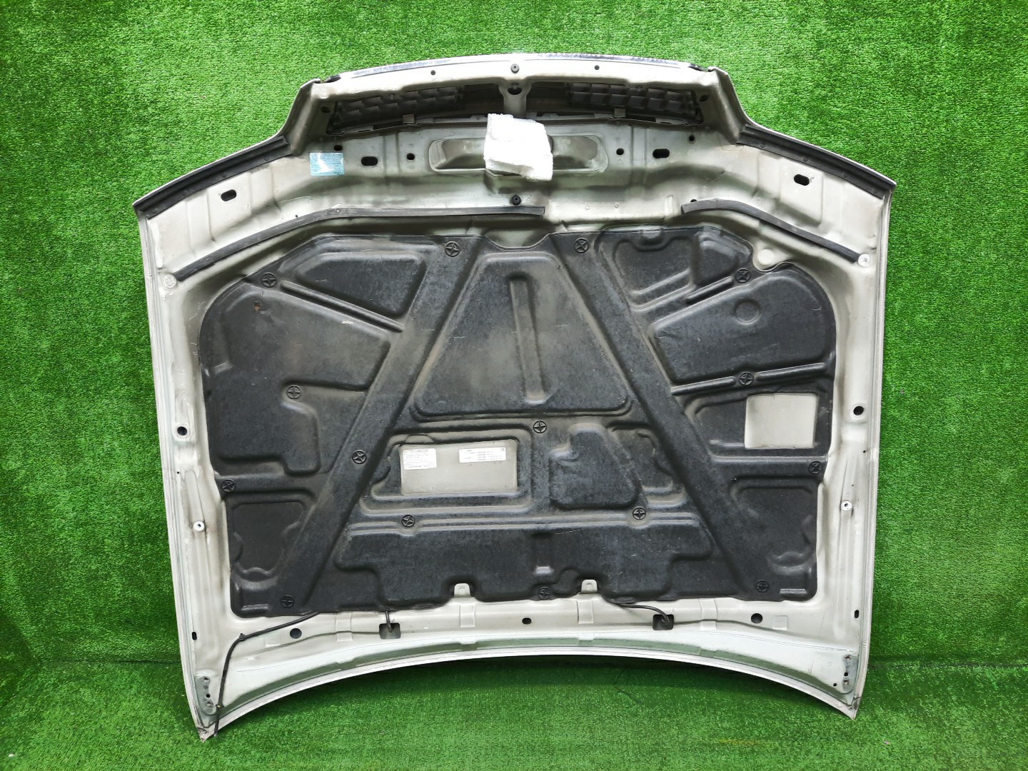 Капот NISSAN CEFIRO A32 4652 3 ракурс