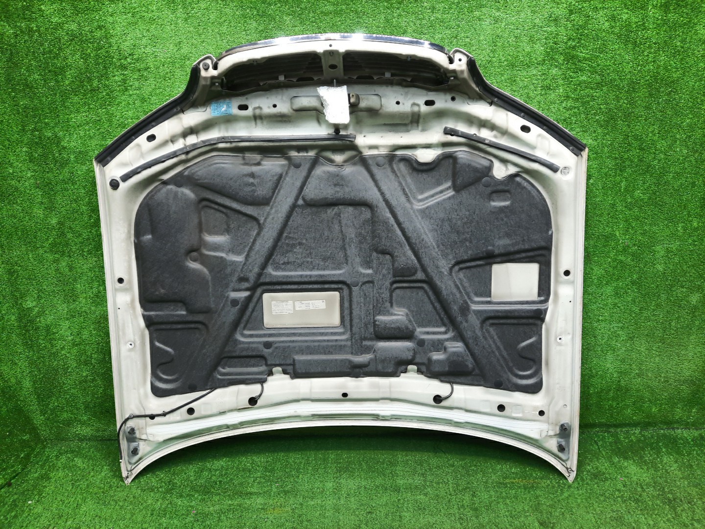 Капот NISSAN CEFIRO A33 4654 4 ракурс