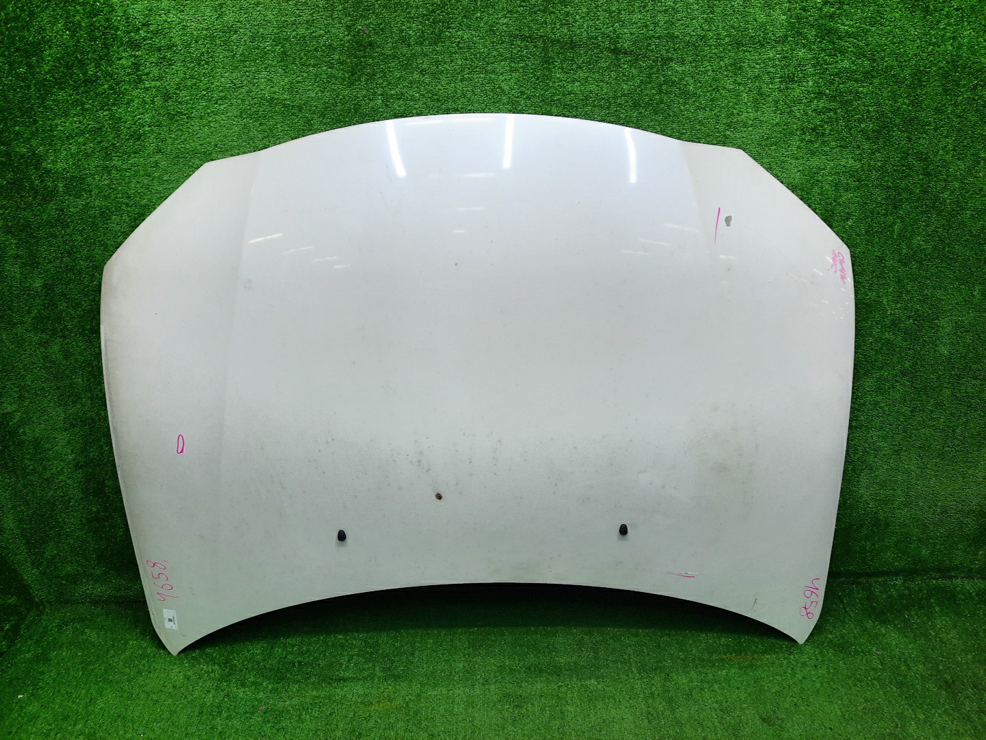 Капот MITSUBISHI OUTLANDER CW4W, CW6W, CW5W 4658 1 ракурс Капот MITSUBISHI OUTLANDER CW4W, CW6W, CW5W 4658 1 ракурс