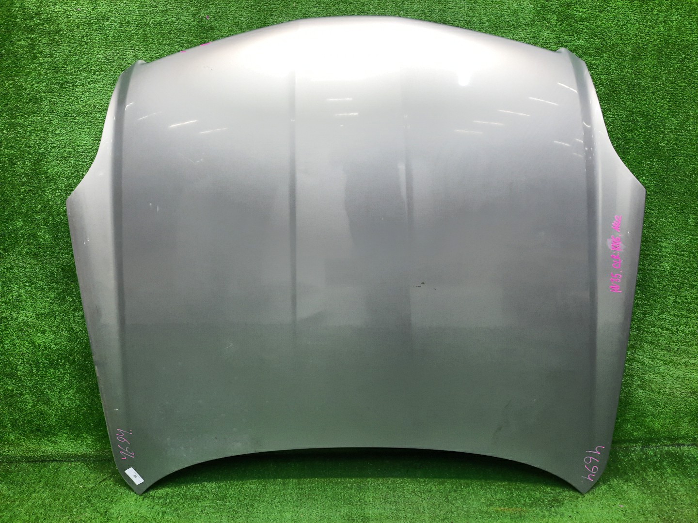 Капот NISSAN SKYLINE V35 4694 1 ракурс Капот NISSAN SKYLINE V35 4694 1 ракурс