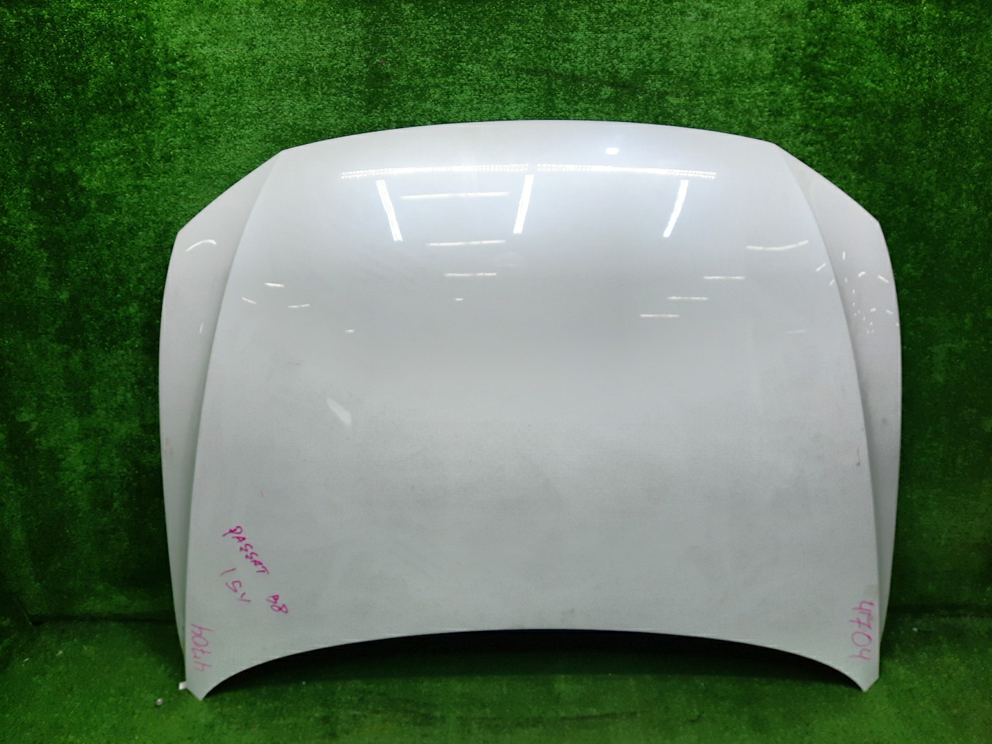 Капот VOLKSWAGEN PASSAT 3G2, 3G5, B8 4704 1 ракурс