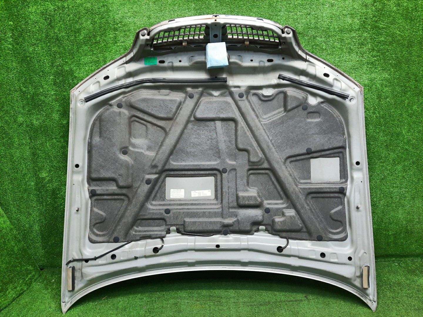 Капот NISSAN CEFIRO A33 4735 5 ракурс