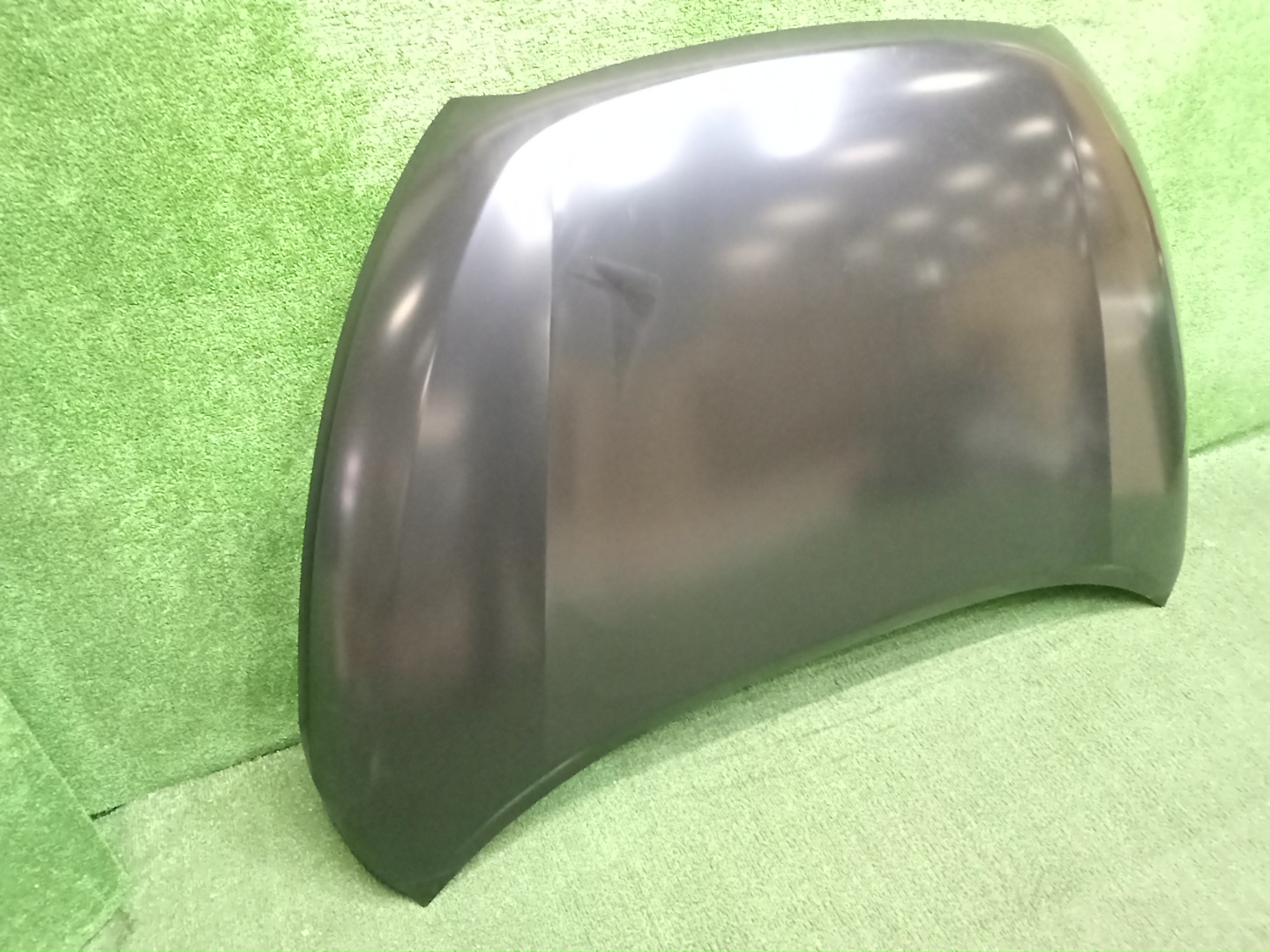 Капот NISSAN KICKS P15 F510M-5RYMA 2 ракурс Капот NISSAN KICKS P15 F510M-5RYMA 2 ракурс