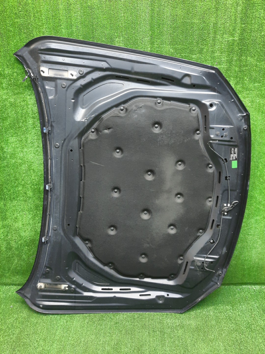 Капот BMW 7-Series F01 5044 3 ракурс