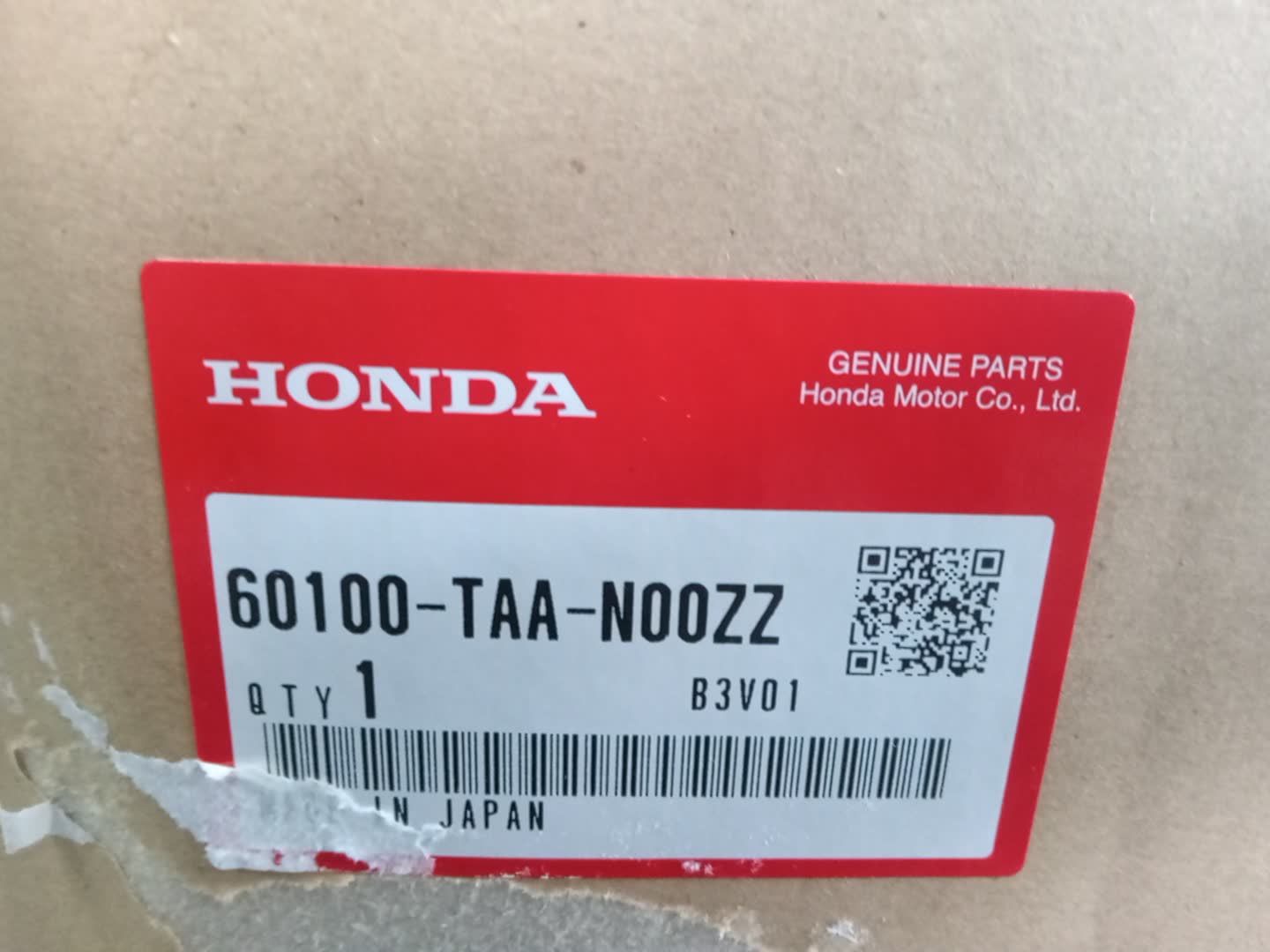 Капот HONDA STEPWGN RP3 60100-TAA-N00ZZ 3 ракурс