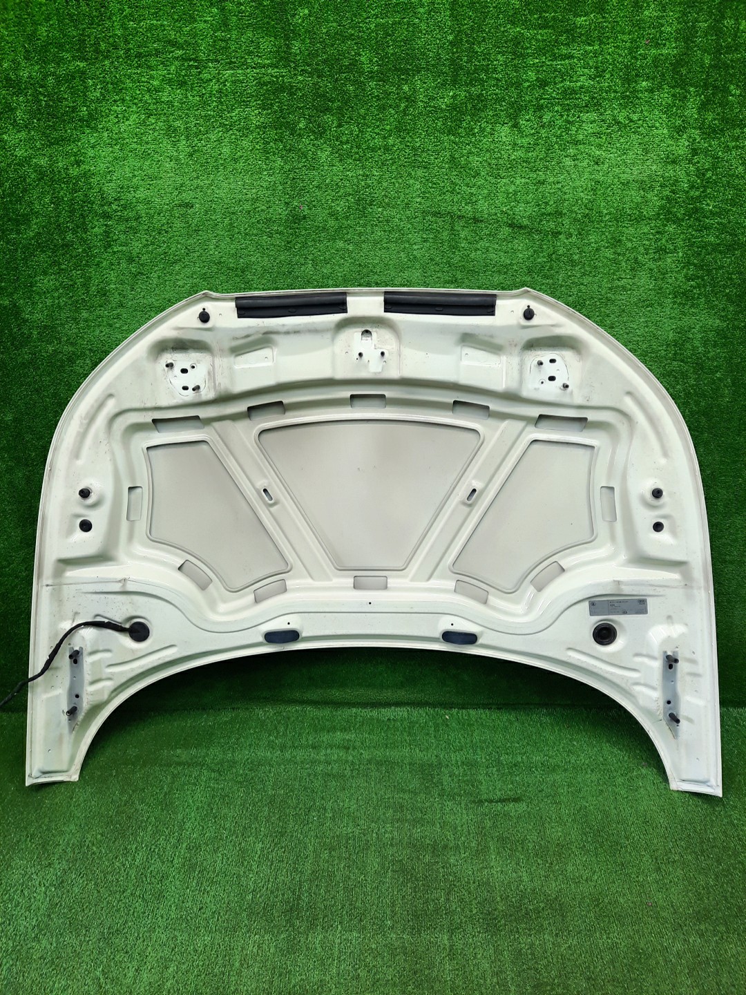 Капот AUDI A1 8X1 5166 4 ракурс