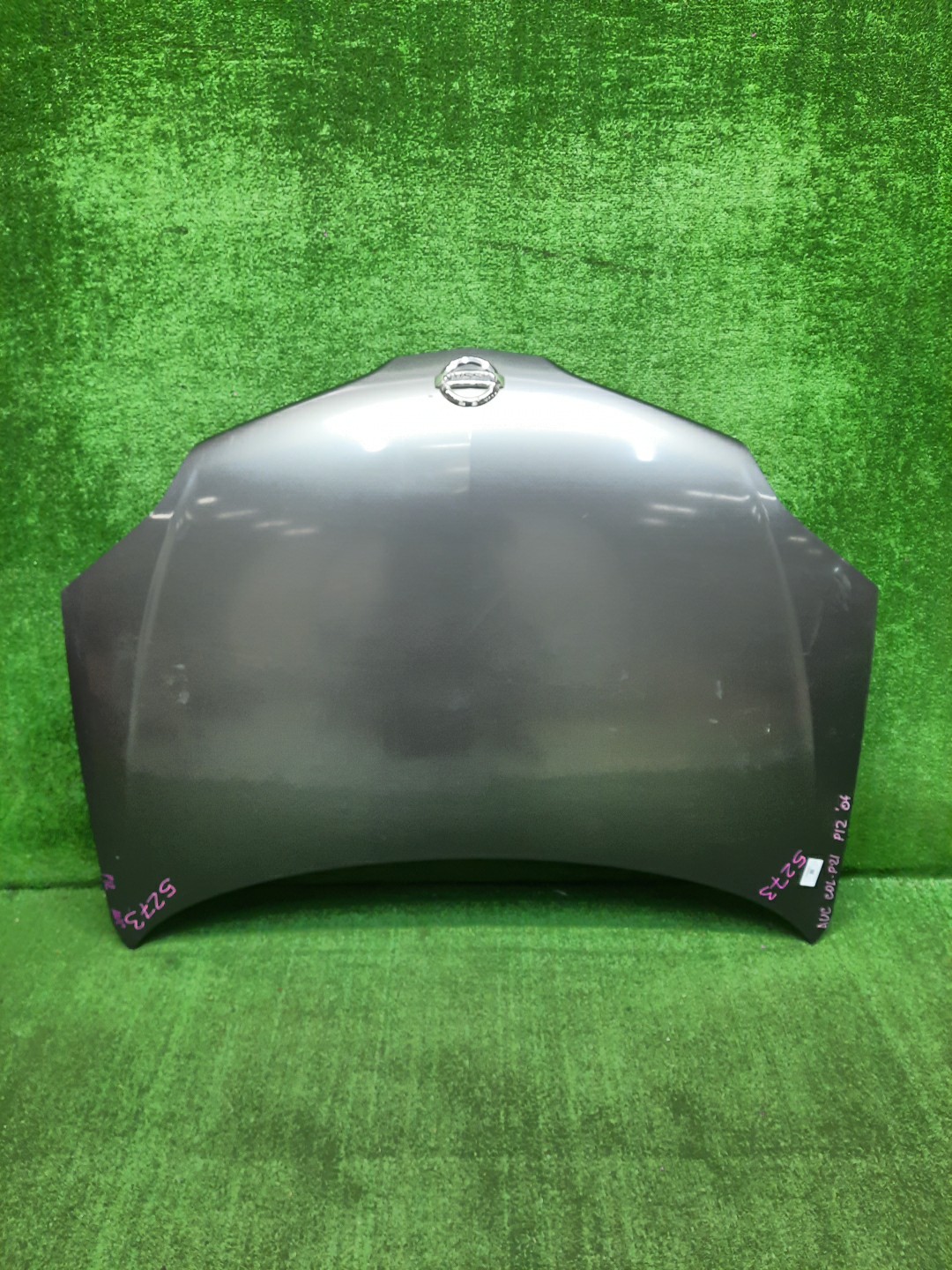 Капот NISSAN PRIMERA P12, QP12, TNP12, TP12, HP12, RP12, WTNP12, WTP12, WHP12, WRP12 , QG18DE, QR20DE, SR20VE, QR25DD 5273 1 ракурс